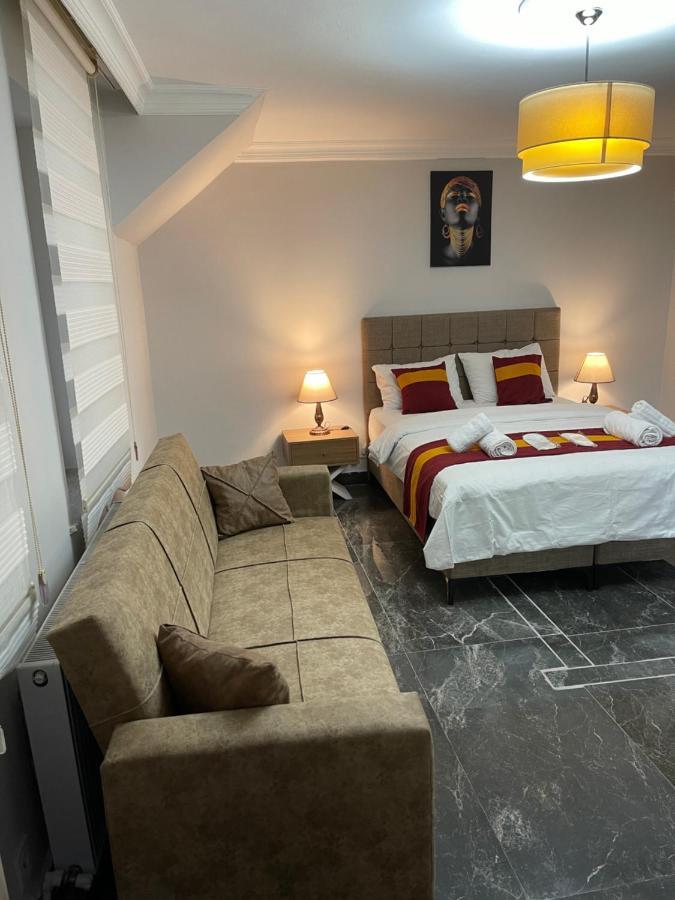 Taksim Rain Suite Istanboel Buitenkant foto