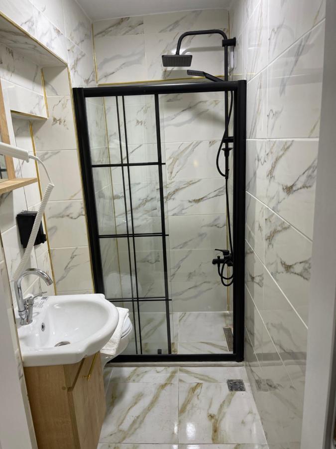 Taksim Rain Suite Istanboel Buitenkant foto