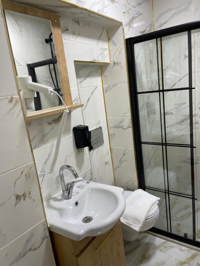 Taksim Rain Suite Istanboel Buitenkant foto