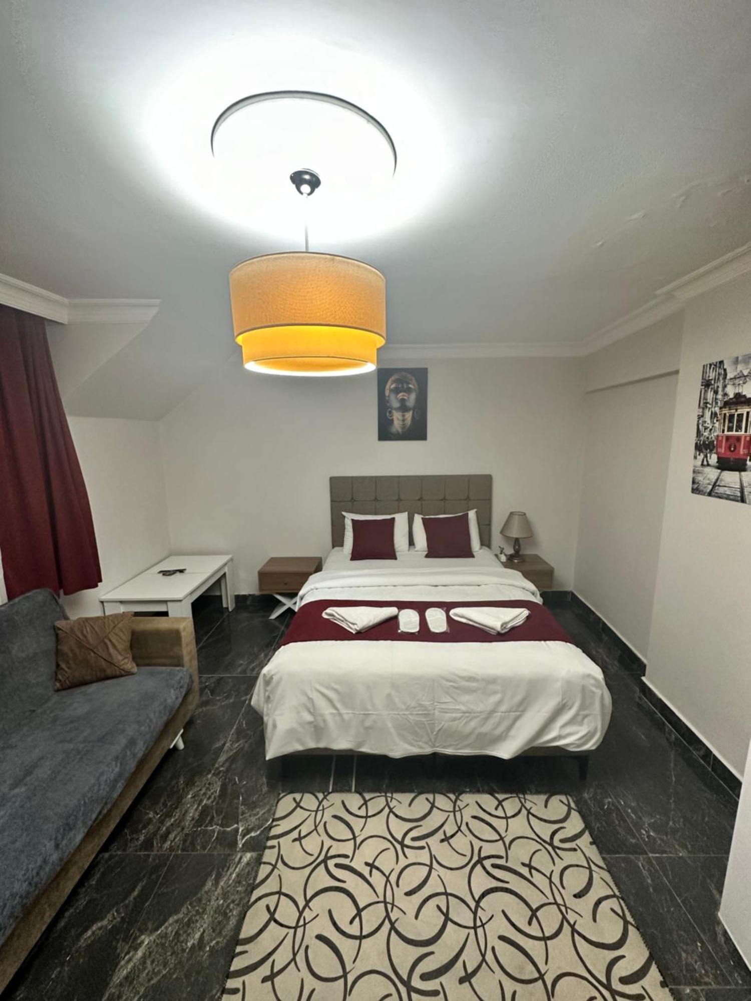Taksim Rain Suite Istanboel Buitenkant foto