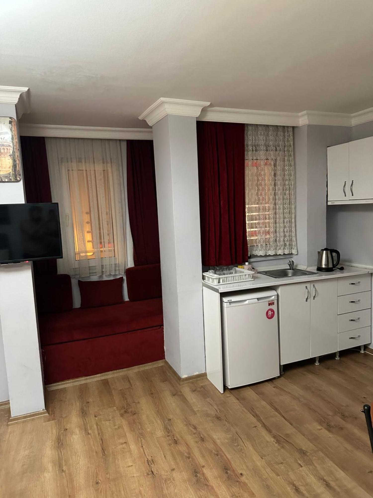 Taksim Rain Suite Istanboel Buitenkant foto