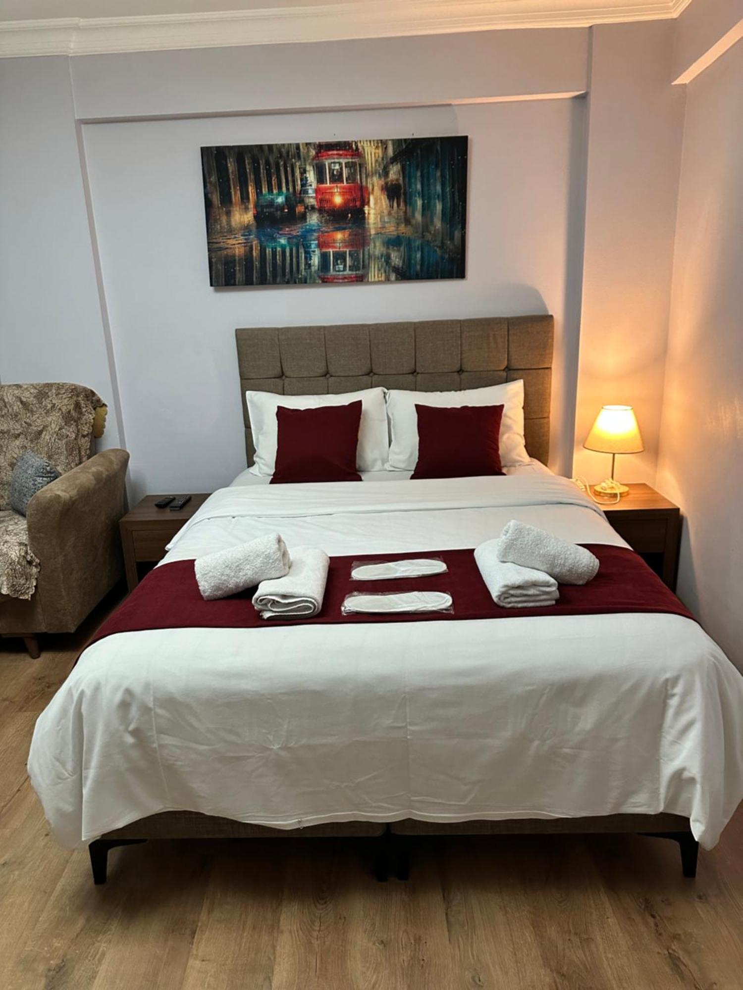 Taksim Rain Suite Istanboel Buitenkant foto