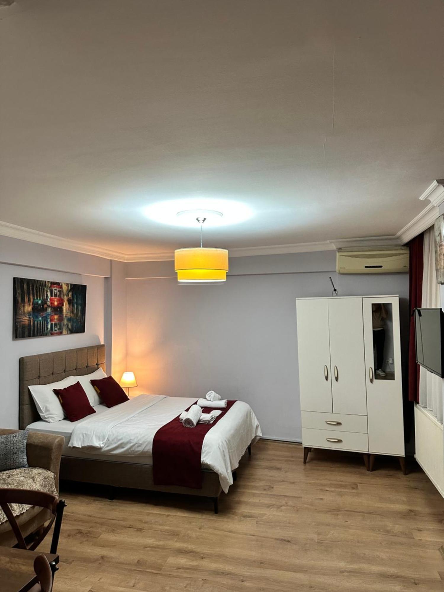 Taksim Rain Suite Istanboel Buitenkant foto