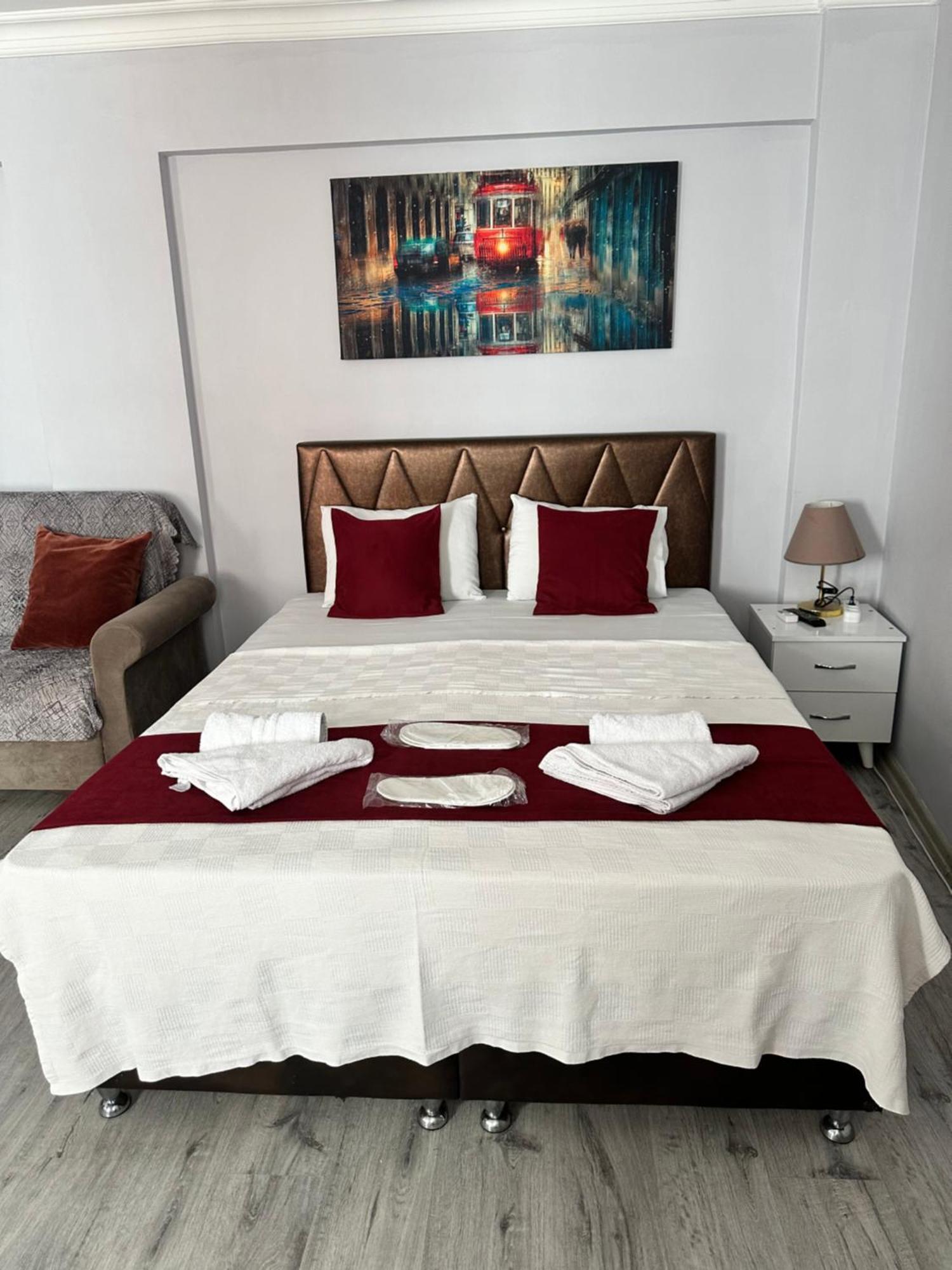Taksim Rain Suite Istanboel Buitenkant foto