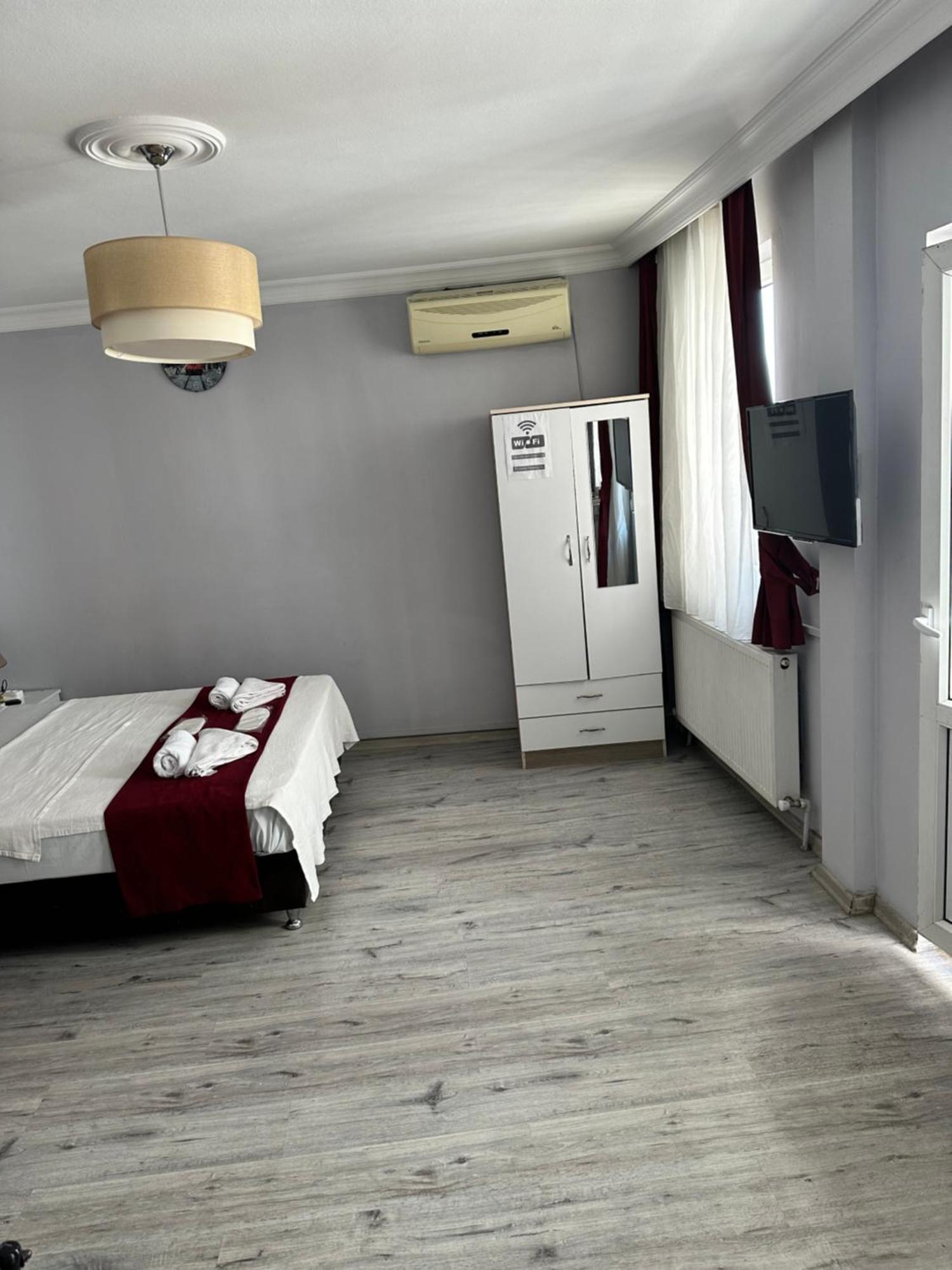 Taksim Rain Suite Istanboel Buitenkant foto