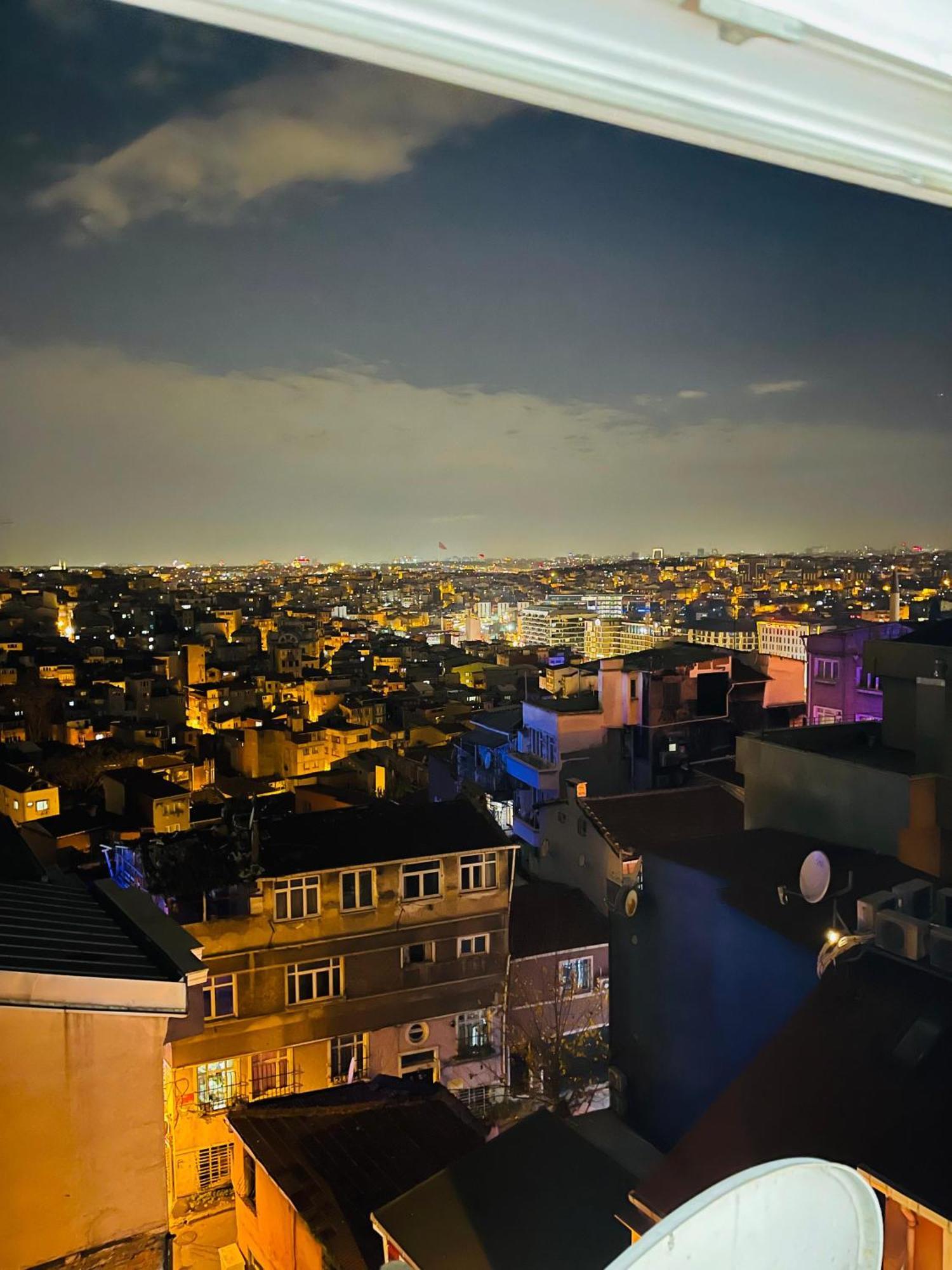 Taksim Rain Suite Istanboel Buitenkant foto